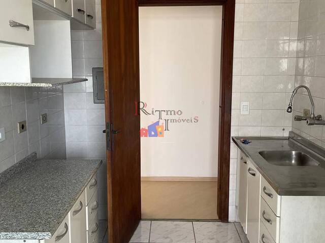 Apartamento para Venda em Curitiba - 5