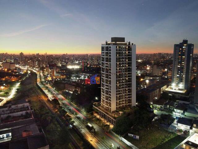 Apartamento para Venda em Curitiba - 4