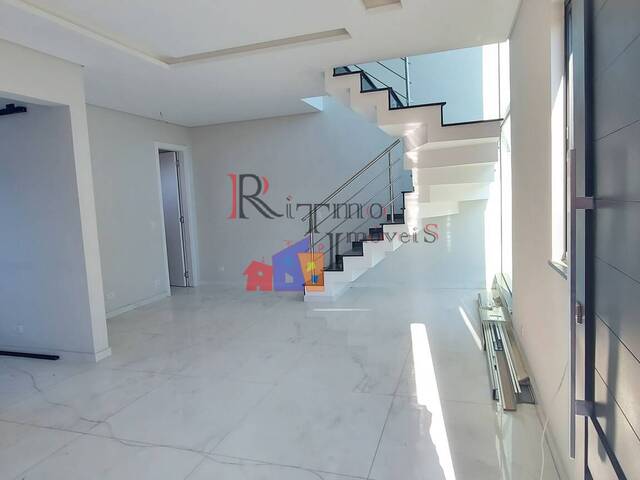 #325 - Casa para Venda em Curitiba - PR - 2