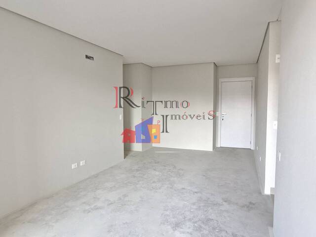 #258 - Apartamento para Venda em Curitiba - PR - 2